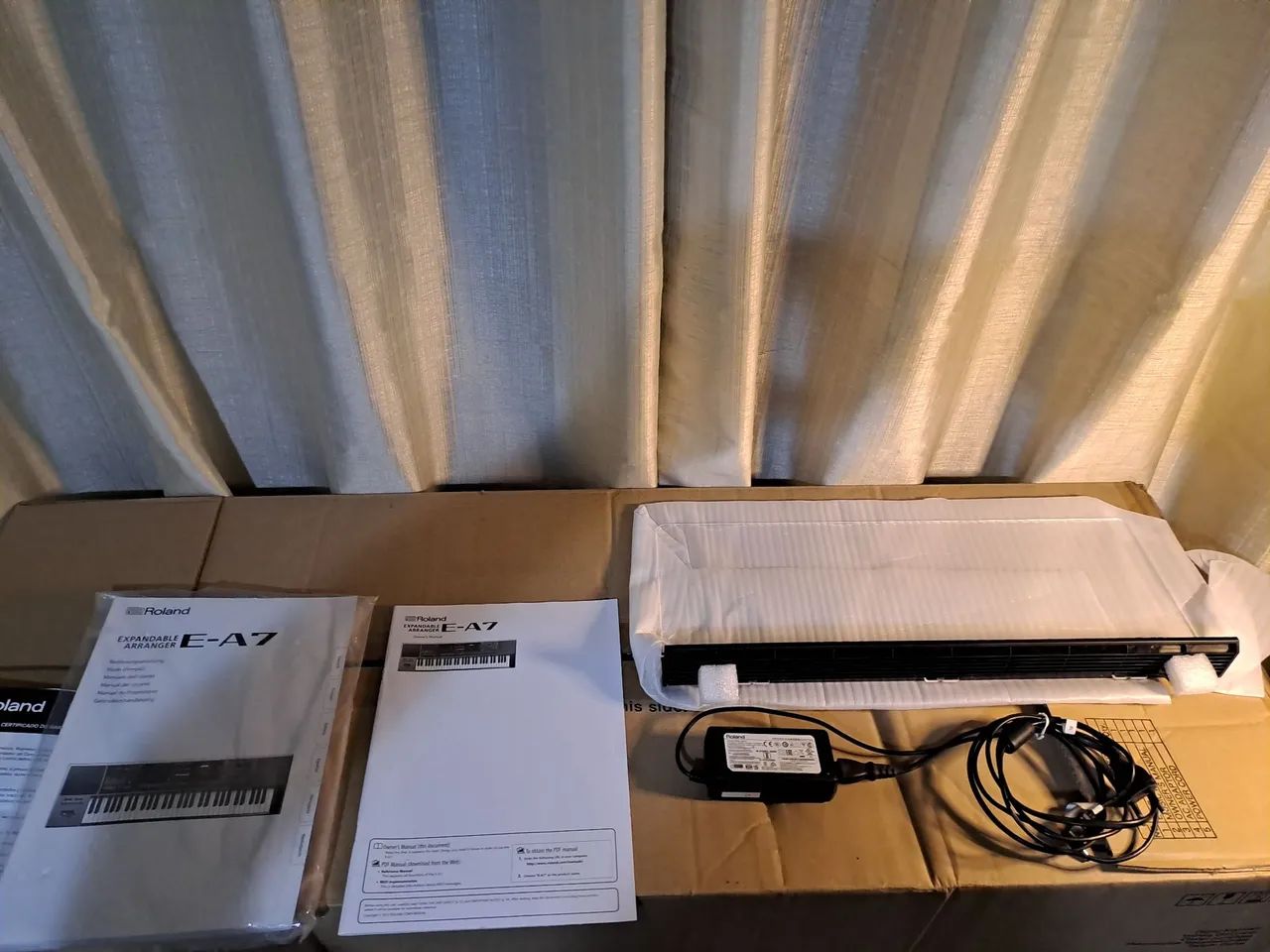 Teclado Roland E-A7 Expandable Arranger - Foto 2