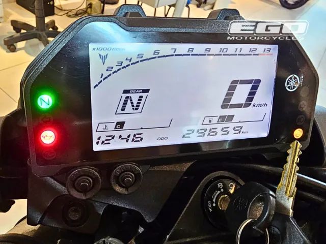 Yamaha MT03 - Foto 5