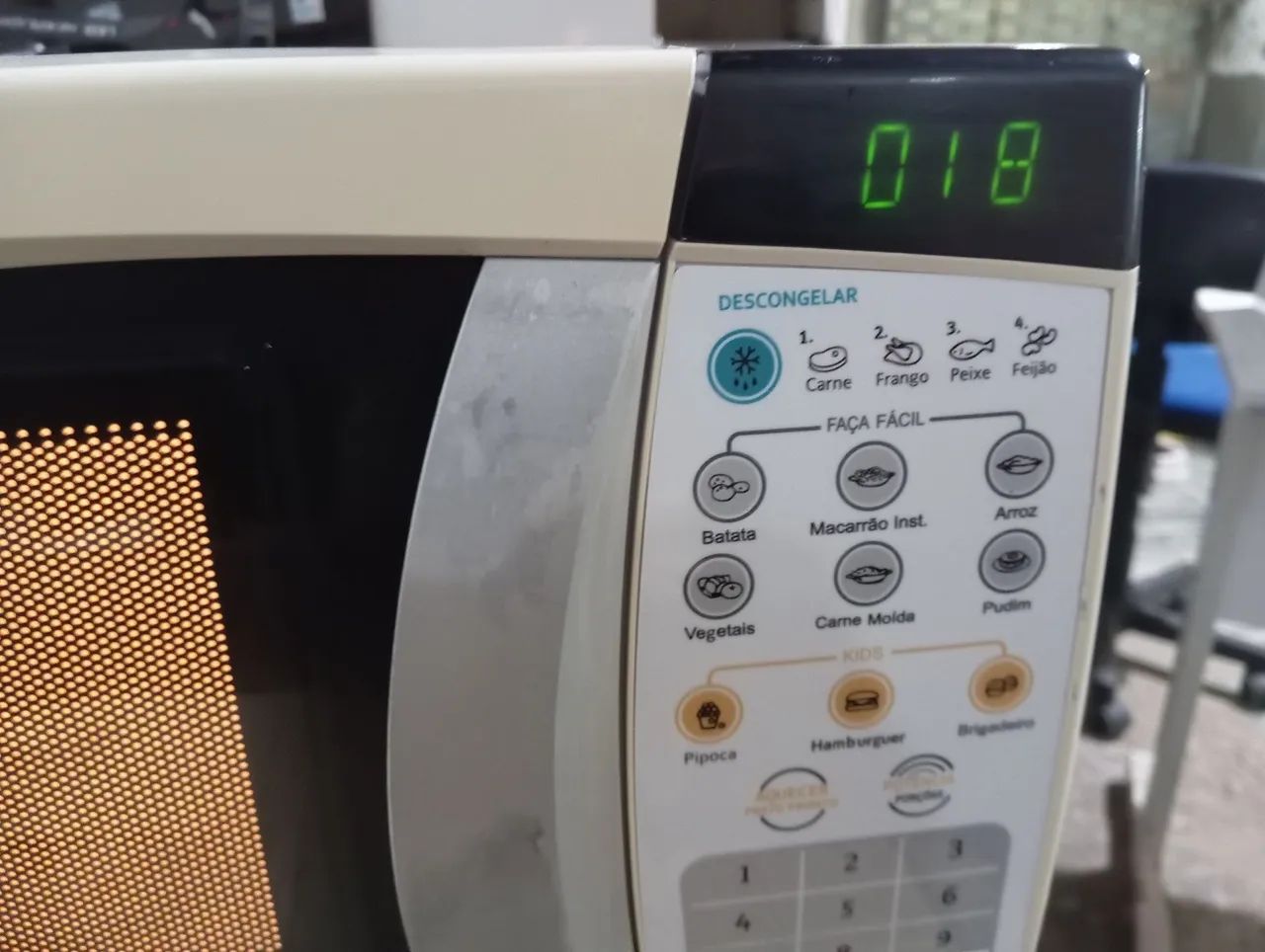 Micro-ondas em ótimo estado!