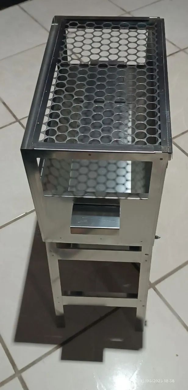 Churrasqueira a carvão Inox com Grelha Inox - Foto 4