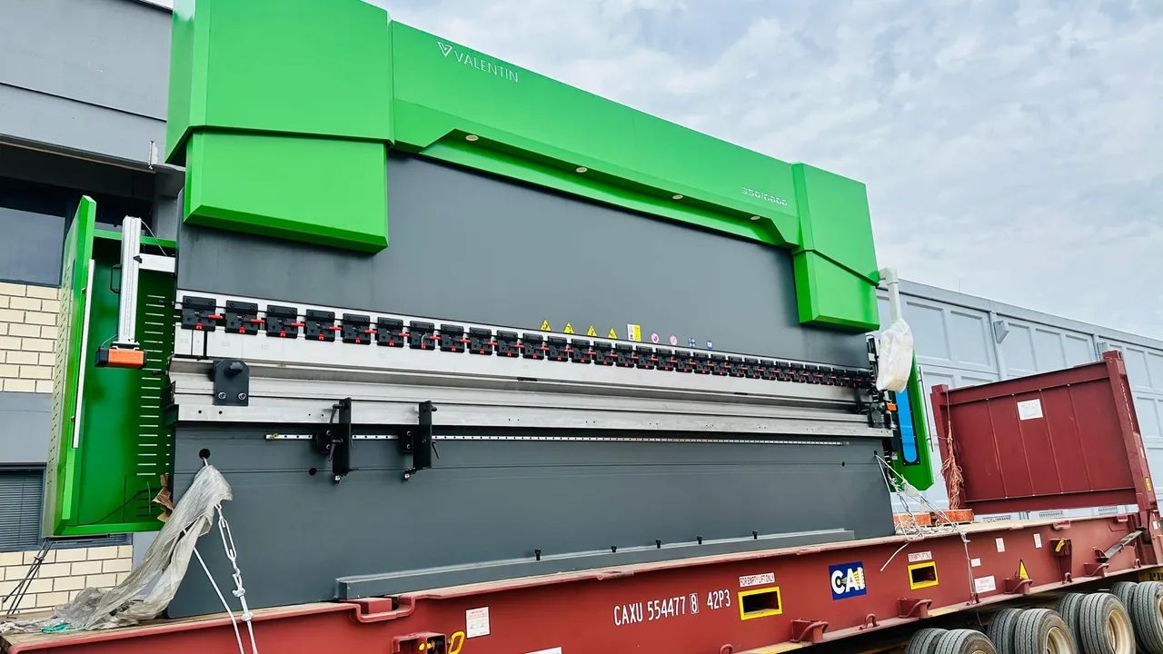 Dobradeira CNC 6 METROS