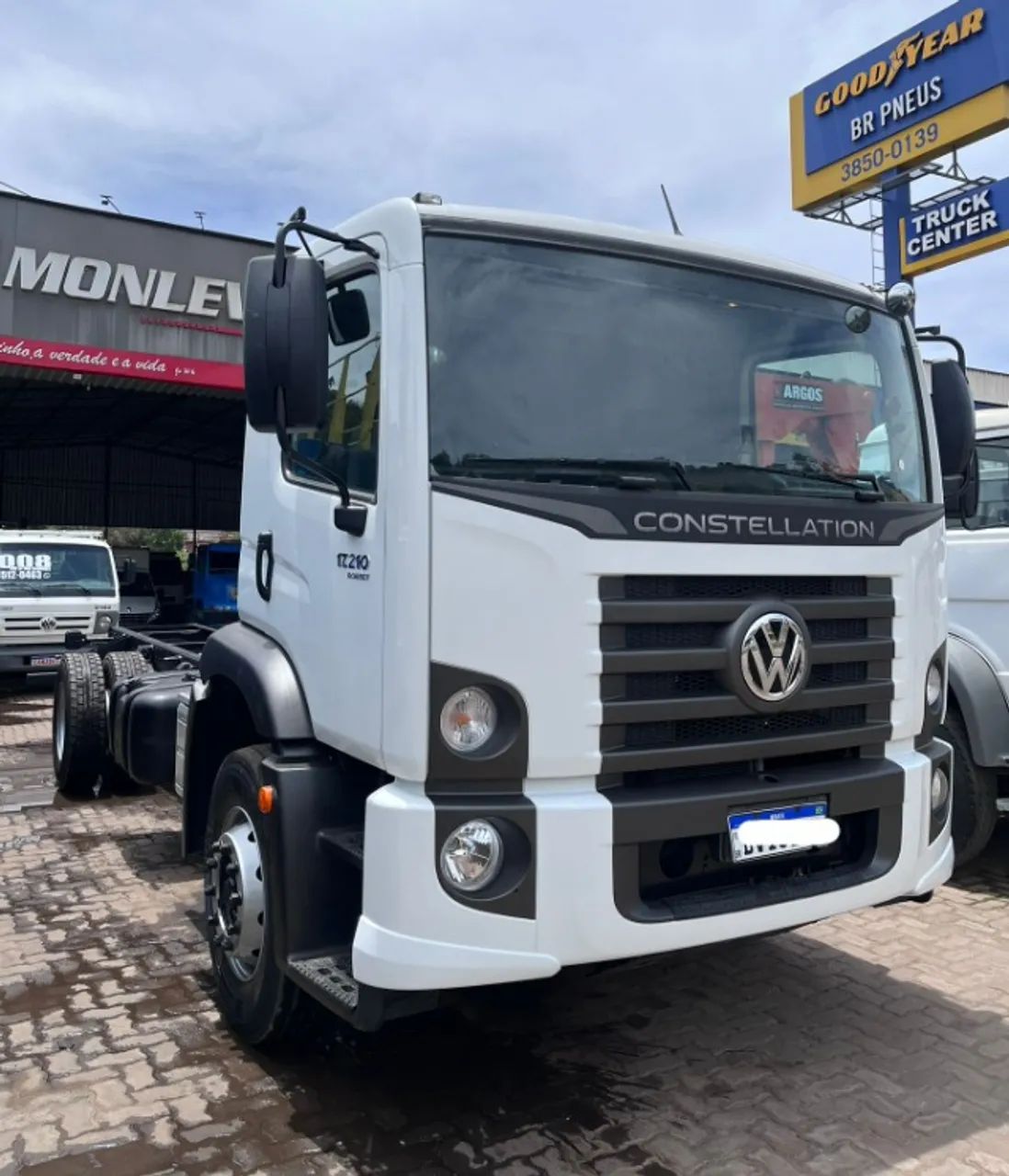 Caminhao VW 17210 Constellation - Ano 2023 - C/ Apenas 8 mil KM ...