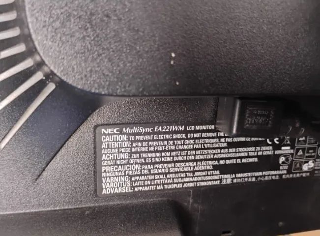 NEC MultiSync EA221WM 22" LCD Monitor64739263993987122