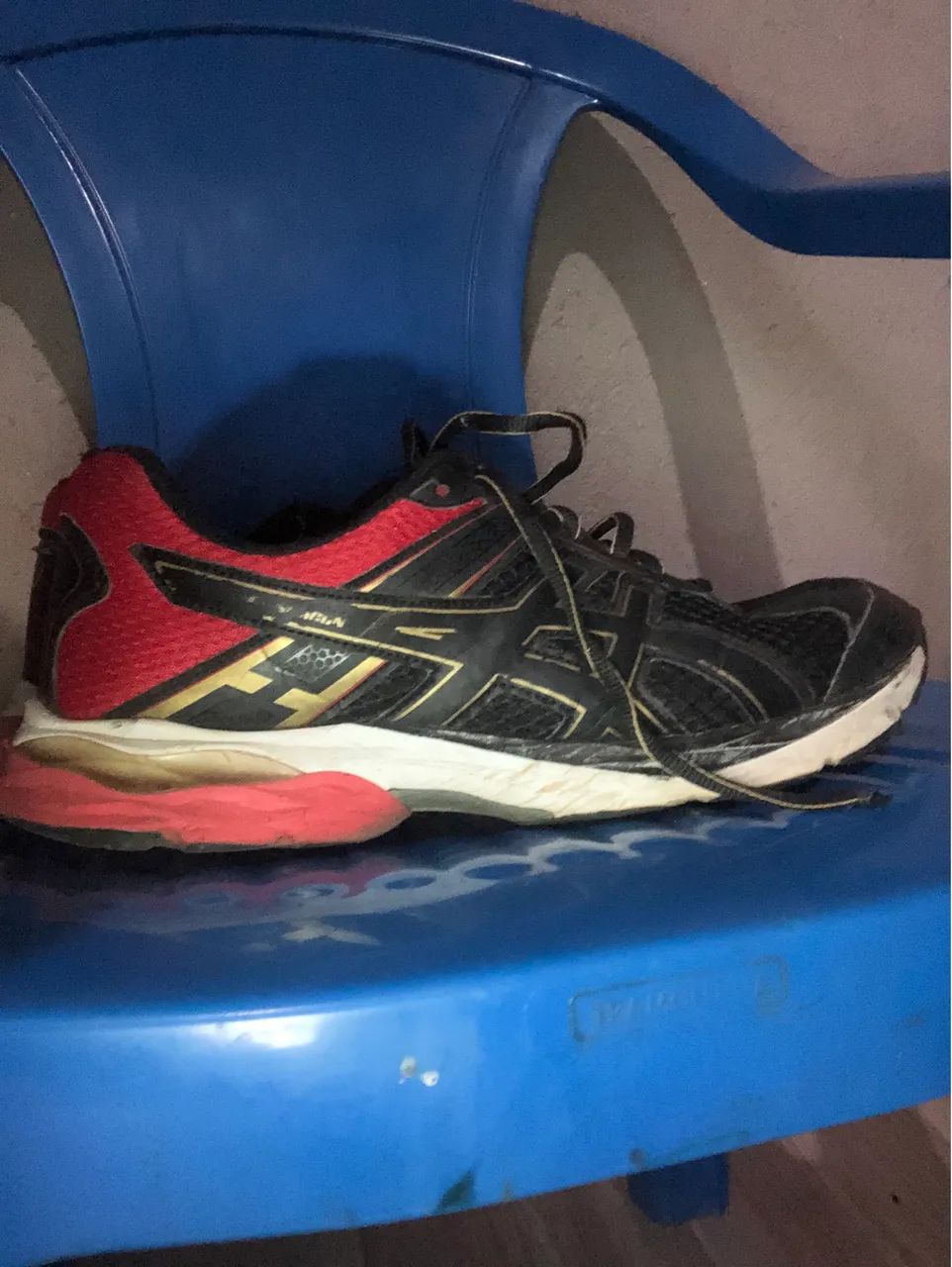 Tênis Asics 42 
