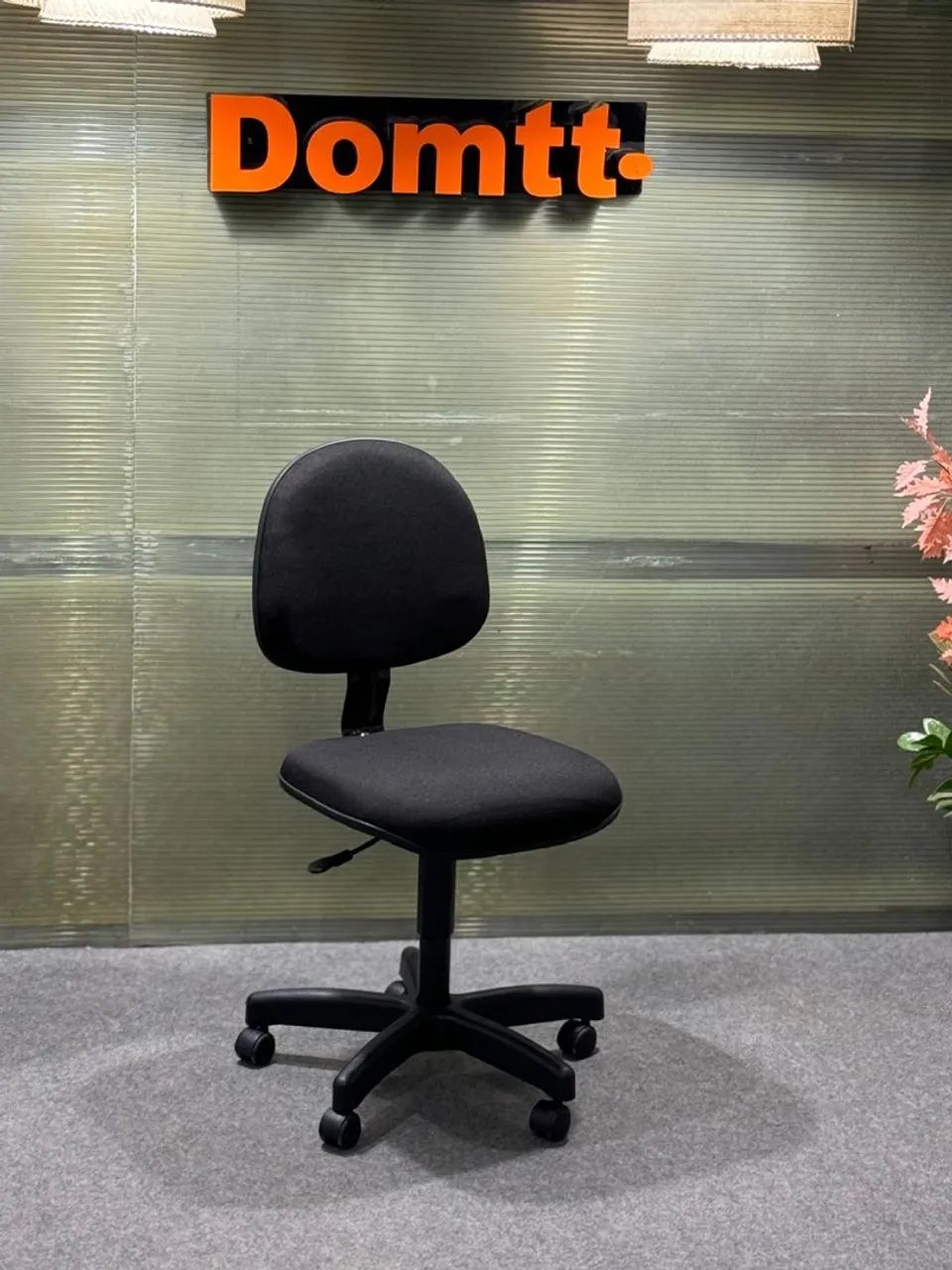 Cadeira Executiva reforçada Seminova  - Foto 4