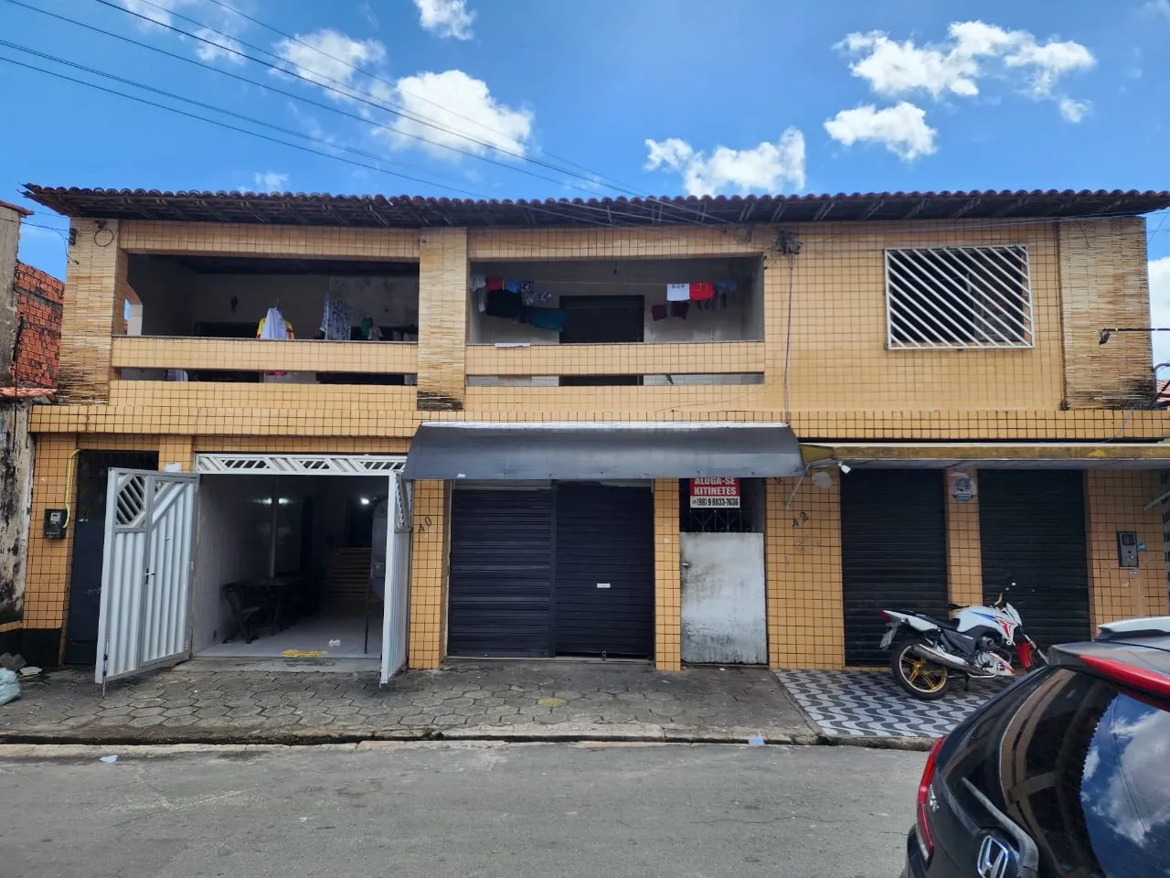 Vendo prédio com 6 kitnets e 2 lojas | Liberdade