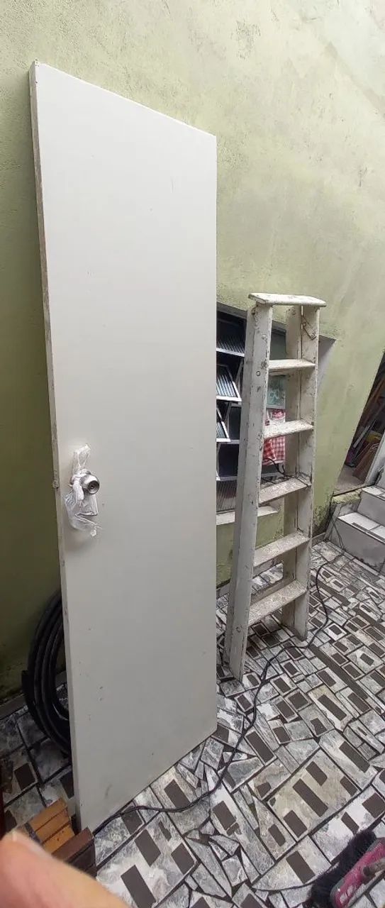 Portas de madeira maciça - Oportunidade!