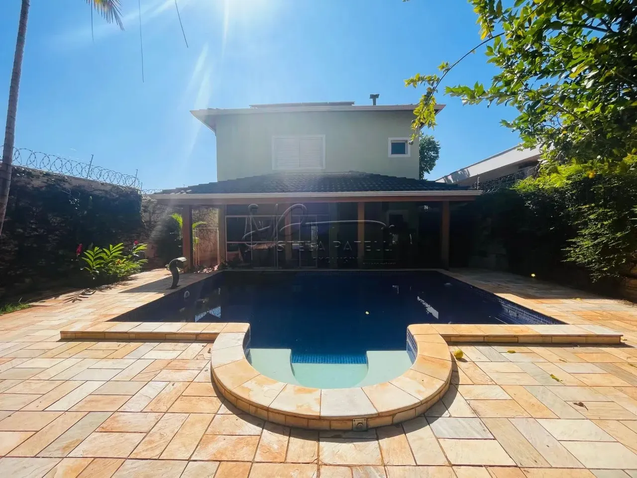 Casa sobrado de 241m² com 03 suítes à venda - Alto da Boa Vista
