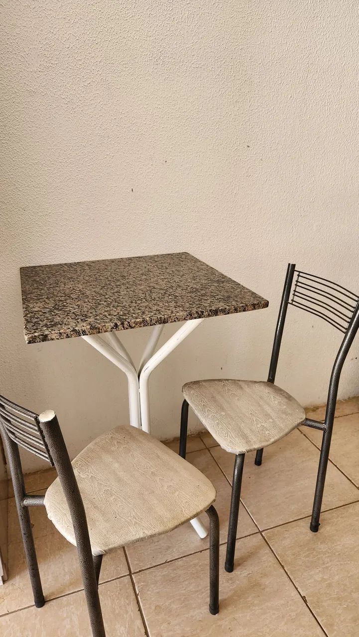Stone Table64363873091843122