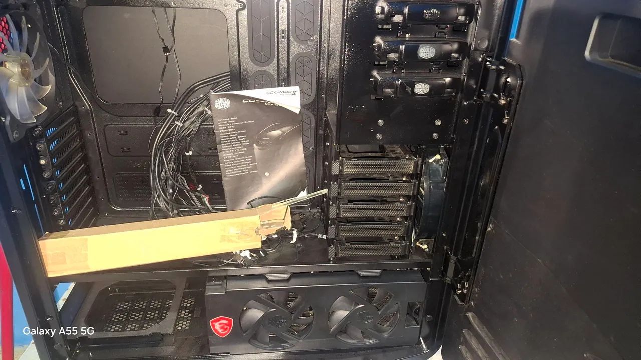 Gabinete Gamer Cooler Master cosmos ultra tower  - Foto 3