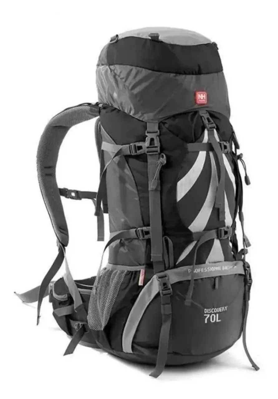 Mochila Naturehike Discovery de 70+5 L, cor preta e cinza. 