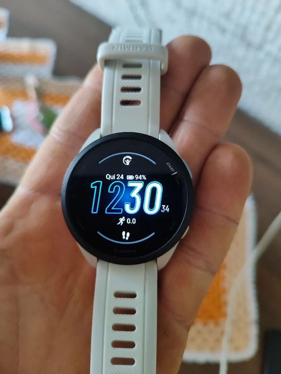 Relógio Garmin 165 SEMI NOVO  - Foto 2
