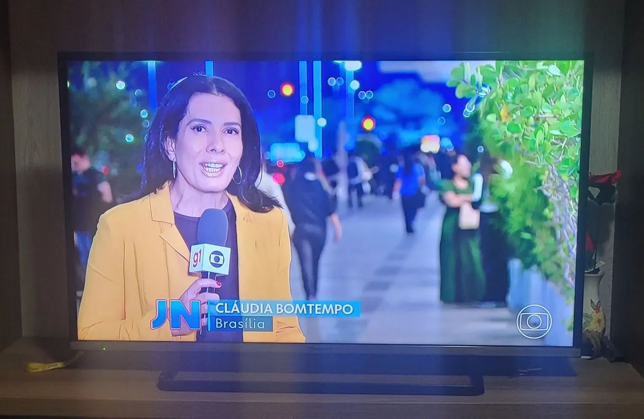 TV 43" PANASONIC  - Foto 2