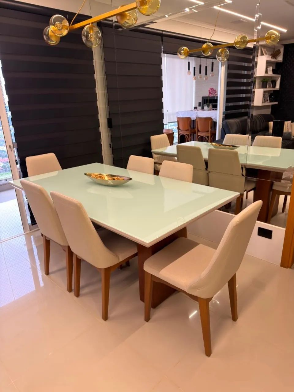 Mesa de jantar 6 lugares com vidro blindex fendi com 6 cadeiras 