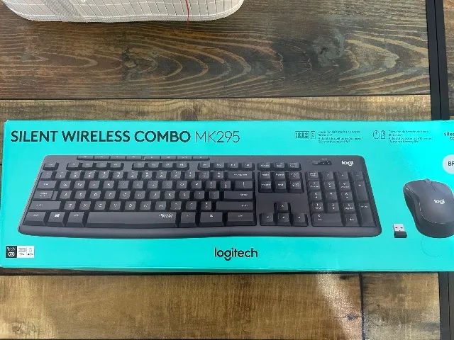 Teclado USB Logitech Silent Touch EM EXCELENTE ESTADO - Foto 2