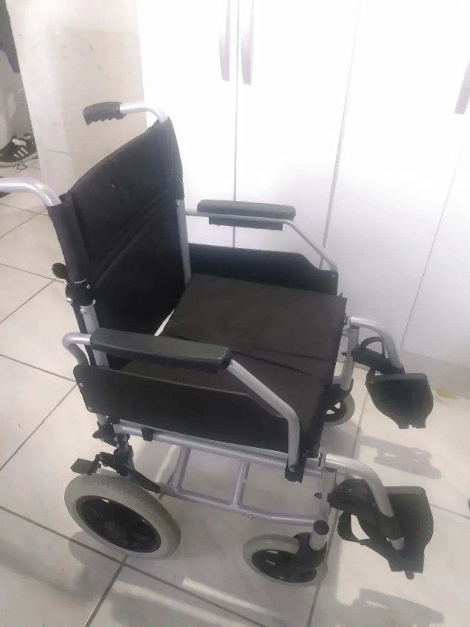 Cadeira de Rodas - Ótimo Estado - Foto 2