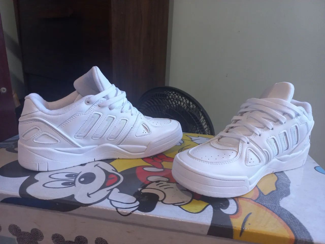 ミゲ Tênis Adidas Midcity - Calçados - Chácara São João, São Paulo