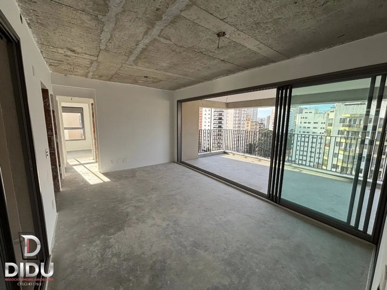 Apartamento para venda em Moema com 3 quartos, sendo 3 suítes, 150m² - Foto 2