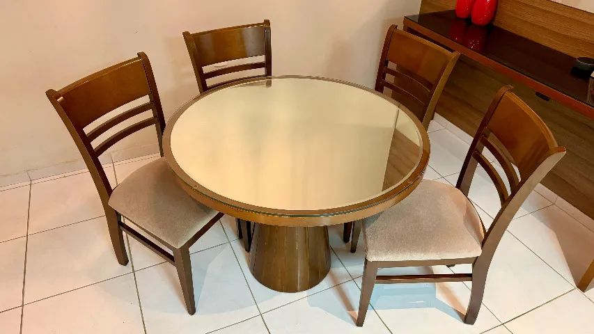Mesa de Jantar Jacaúna com conjunto de 4 cadeiras - Foto 3
