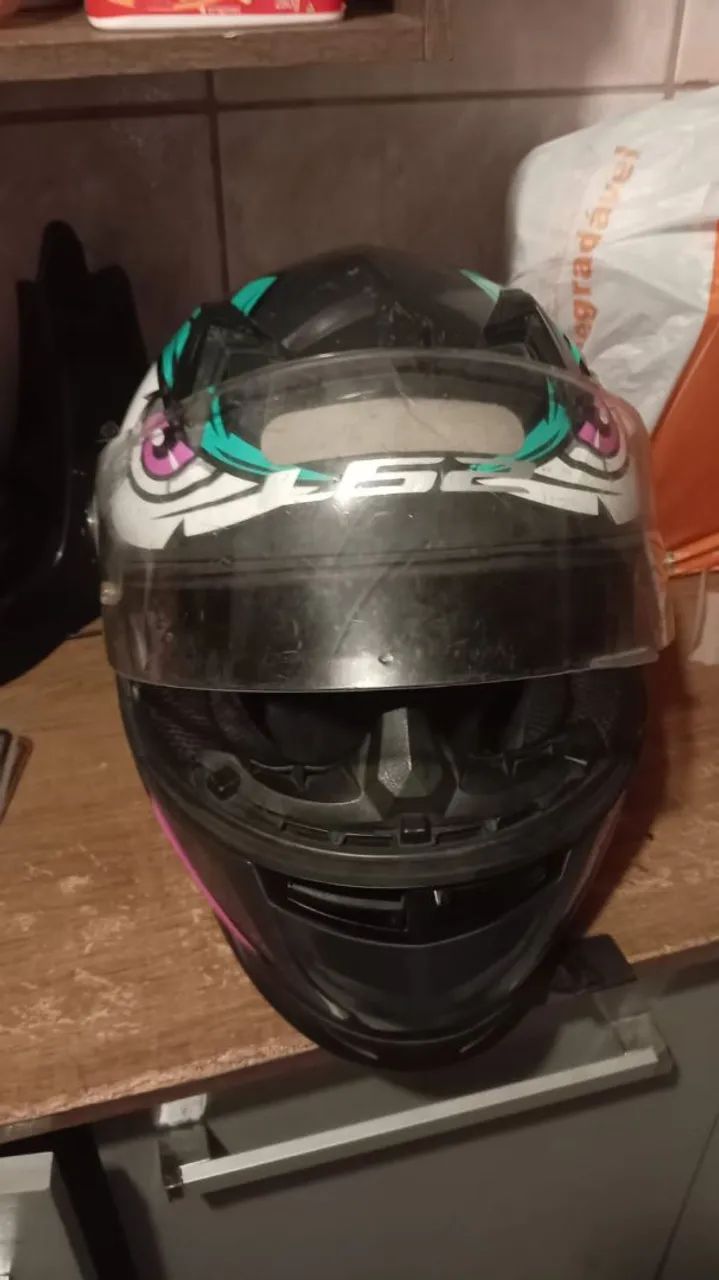 Vendo capacete ls2 