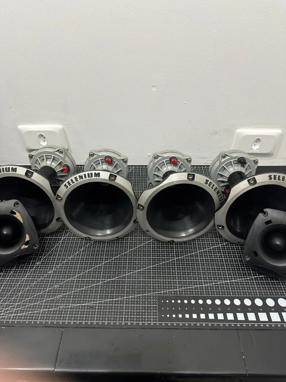 4 cornetas e 2 Tweeter - Foto 2