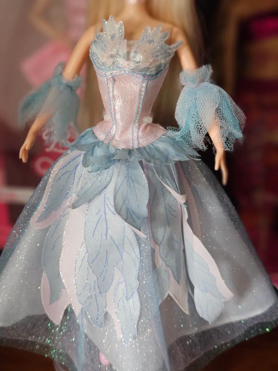 Barbie Odette Lago dos cisnes Deluxe - Foto 2