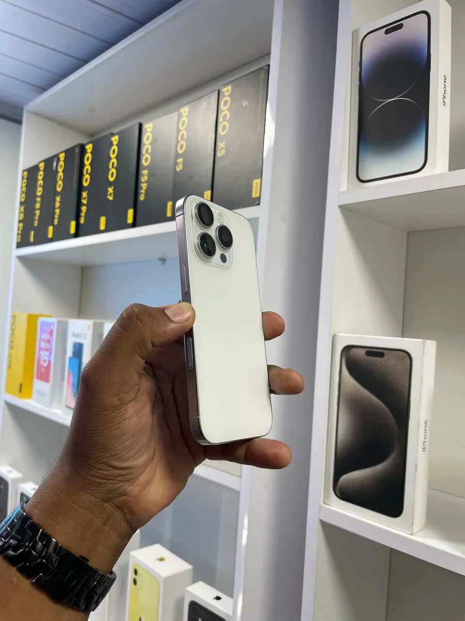 IPHONE 16 PRO 128GB - Foto 2