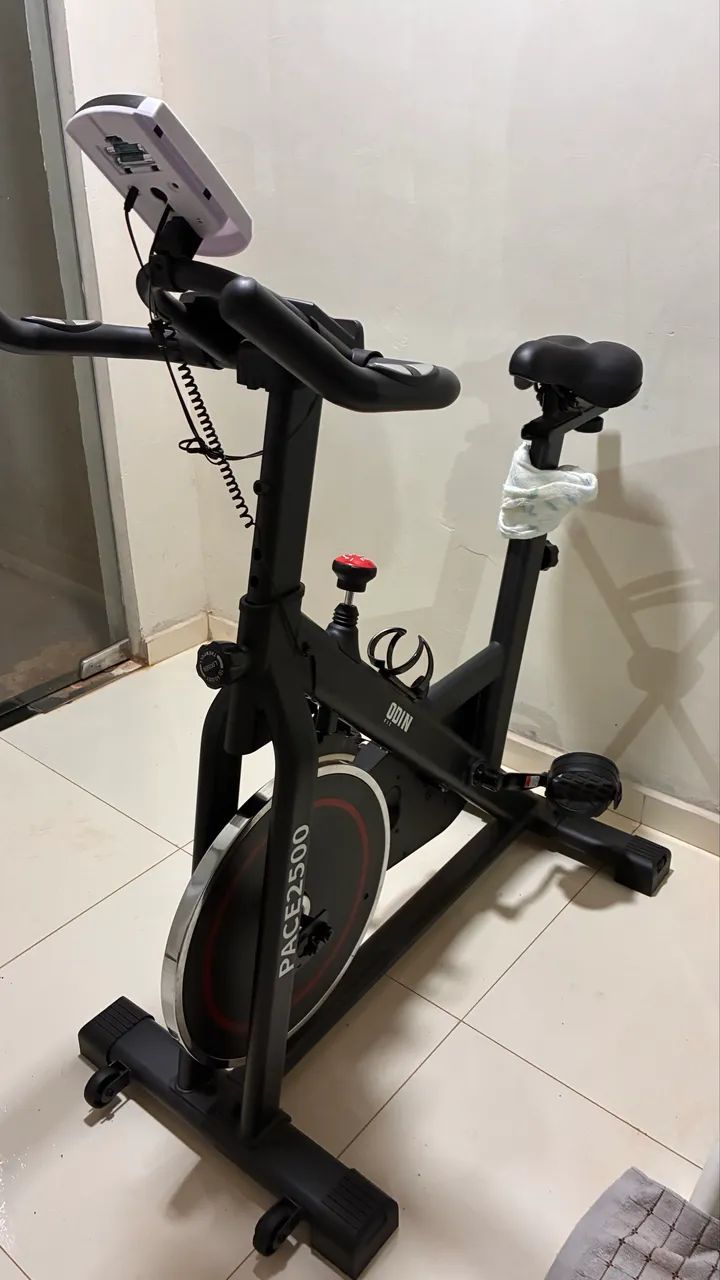 Vendo Bicicleta Ergométrica Odin PACE 2500 - Foto 3