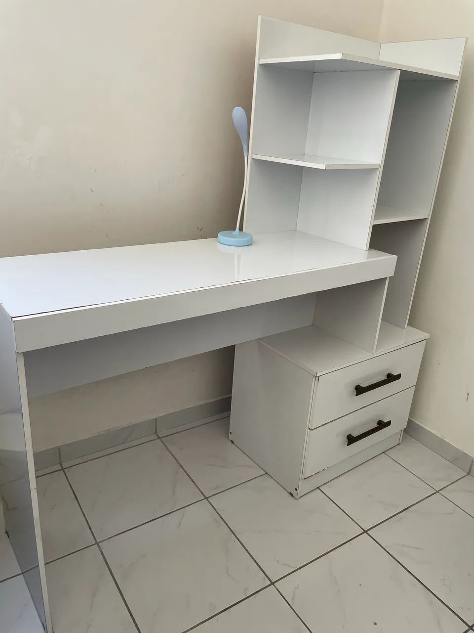 Mesa de estudos branca  - Foto 3