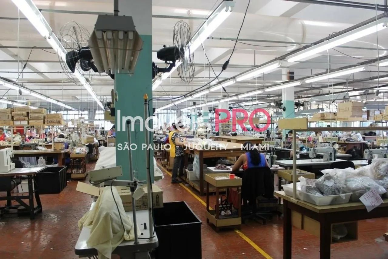 Predio industrial com acesso a 3 ruas - Foto 2