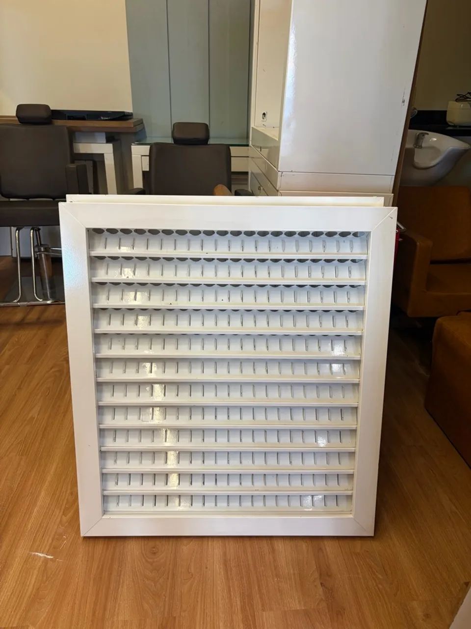 Expositor de esmaltes (ferro)