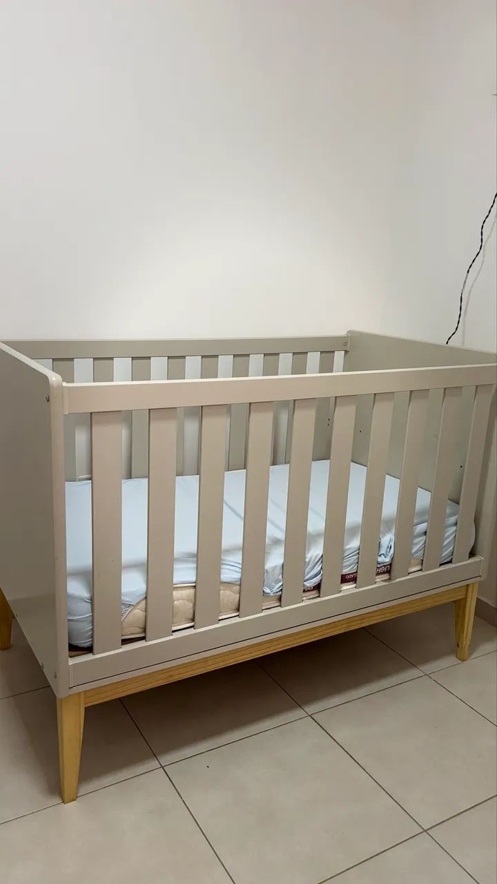 VENDO 2 BERÇOS - ÓTIMO ESTADO  - Foto 2