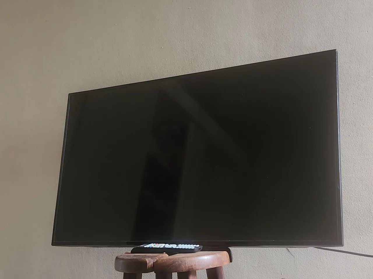 Tv AOC 40' COM DEFEITO