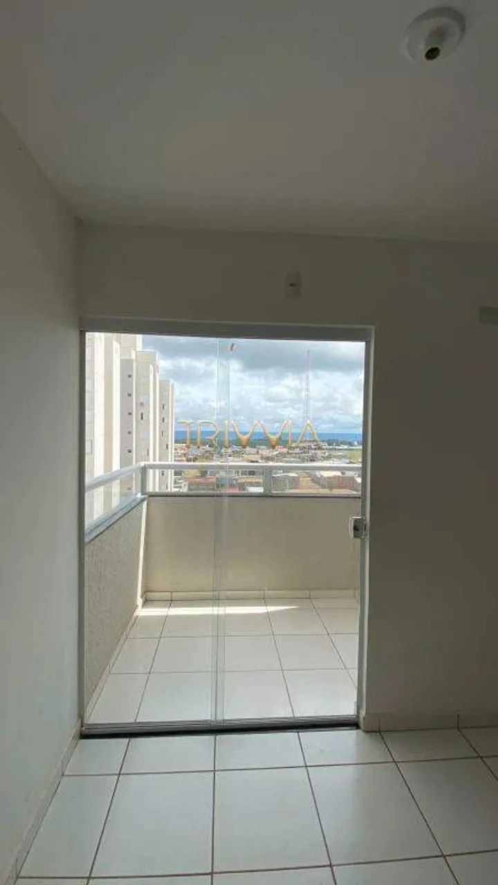 Apartamento com 2 Quartos (1 Suíte) e Sacada  9º Andar