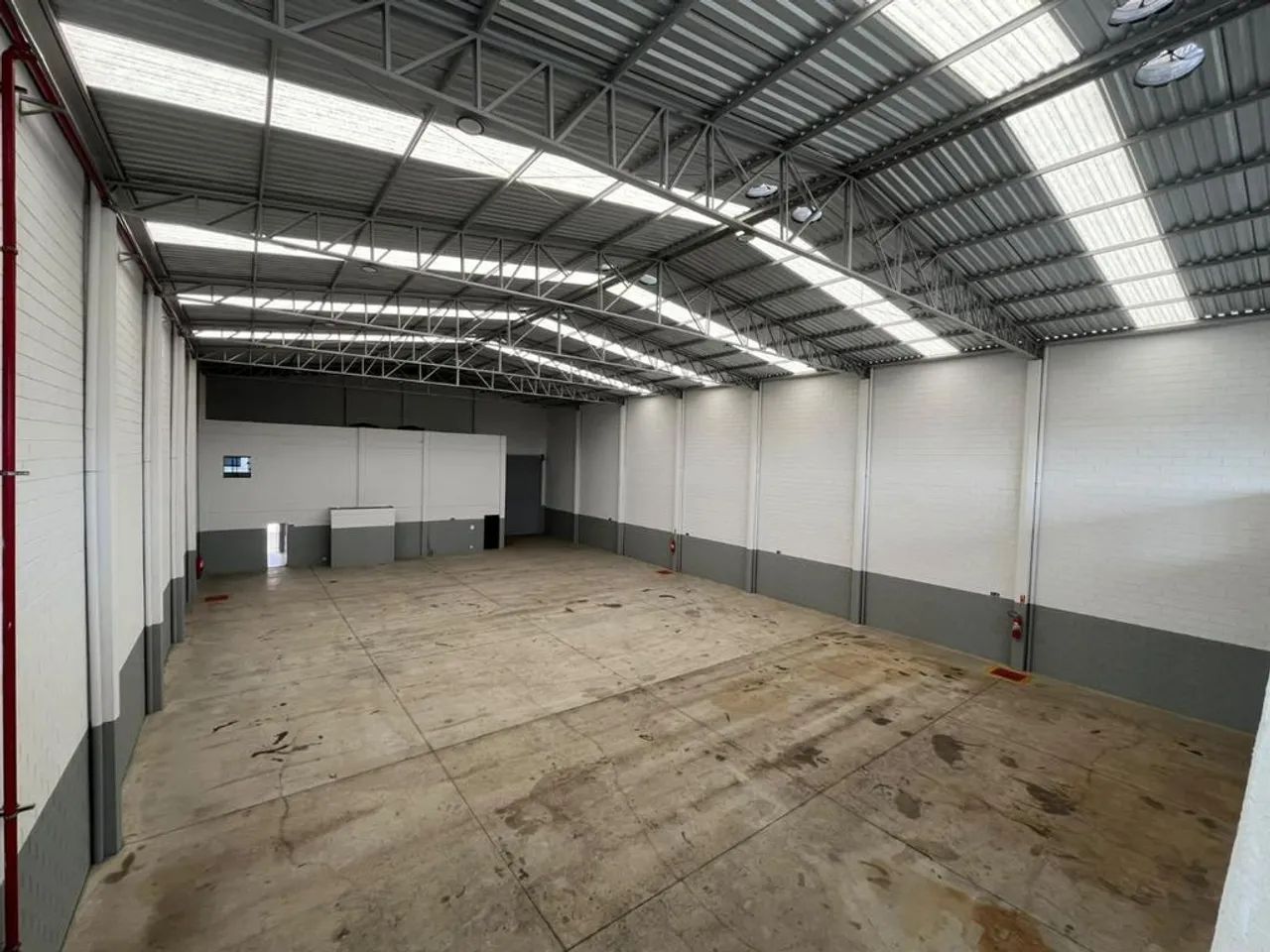 Galpão para alugar em Santa Bárbara D'Oeste, Cintec, com 989 m², Cintec - Foto 5