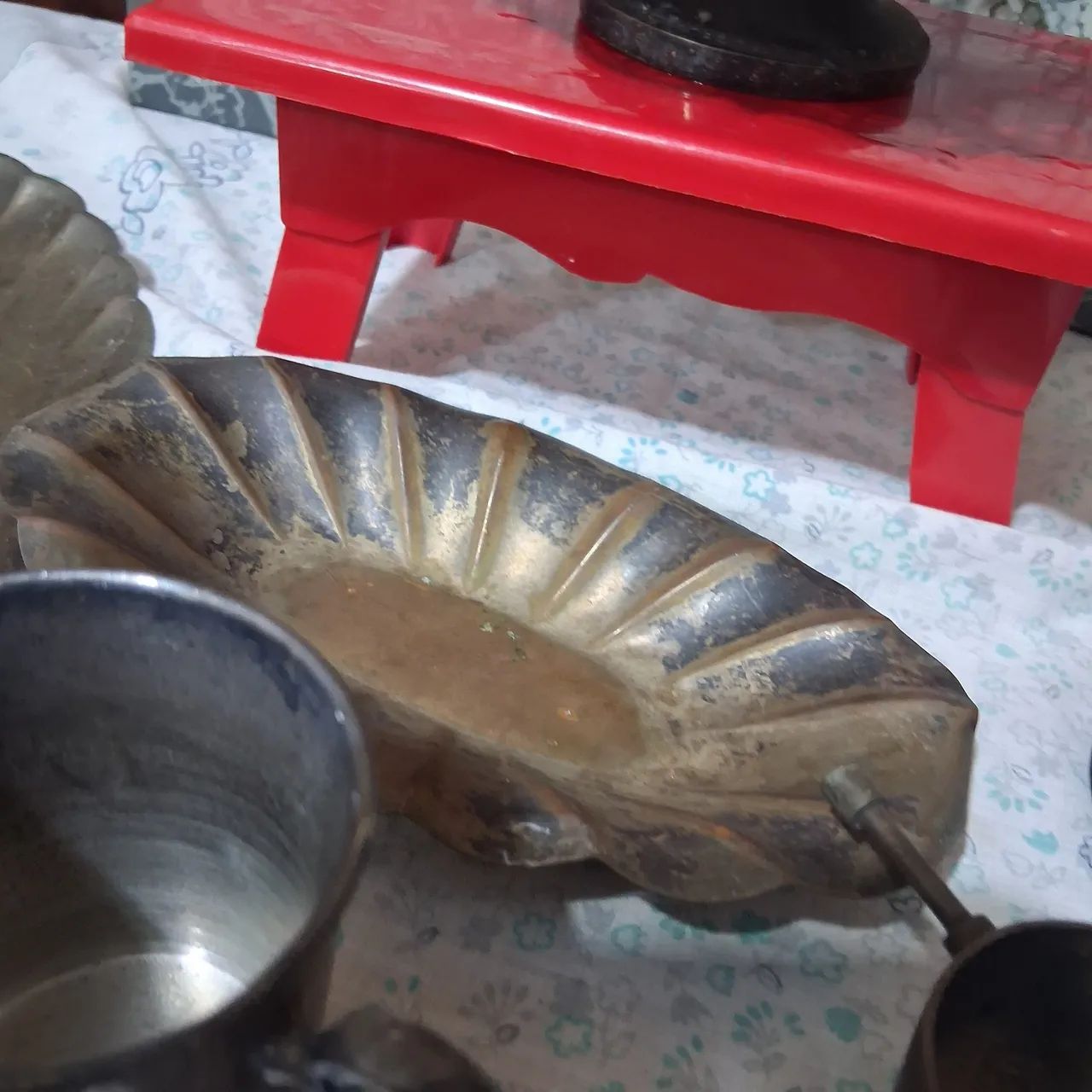 Conjunto  prata 6 peças misturadas....nada quebrado  - Foto 3