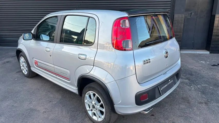Fiat Uno Sporting 1.4 EVO Fire Flex 8V 4P 2014 - Foto 4