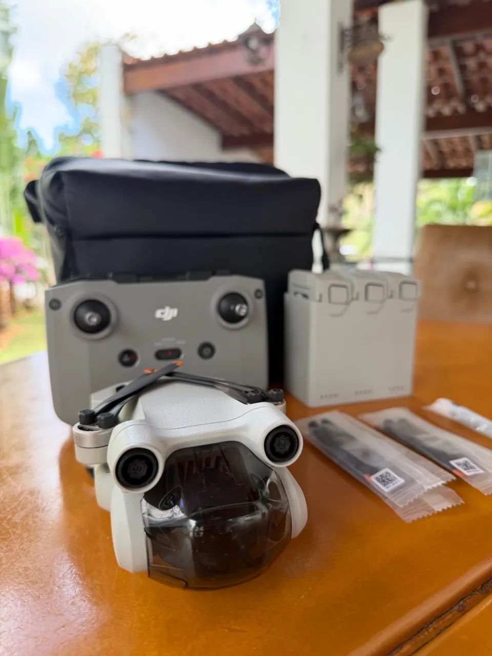 DRONE DJI MINI 3 PRO COMBO FLY MORE PLUS - Foto 4