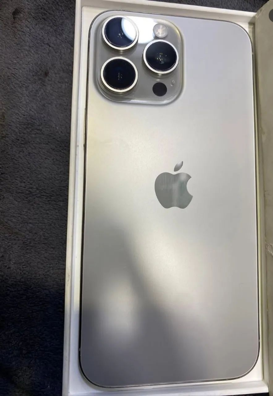 IPHONE 15 PRO  MAX NOVINHO 256GB - Foto 3