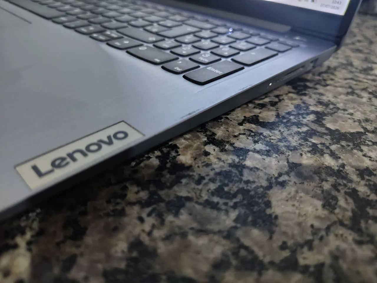 Notebook Lenovo perfeito estado  - Foto 3