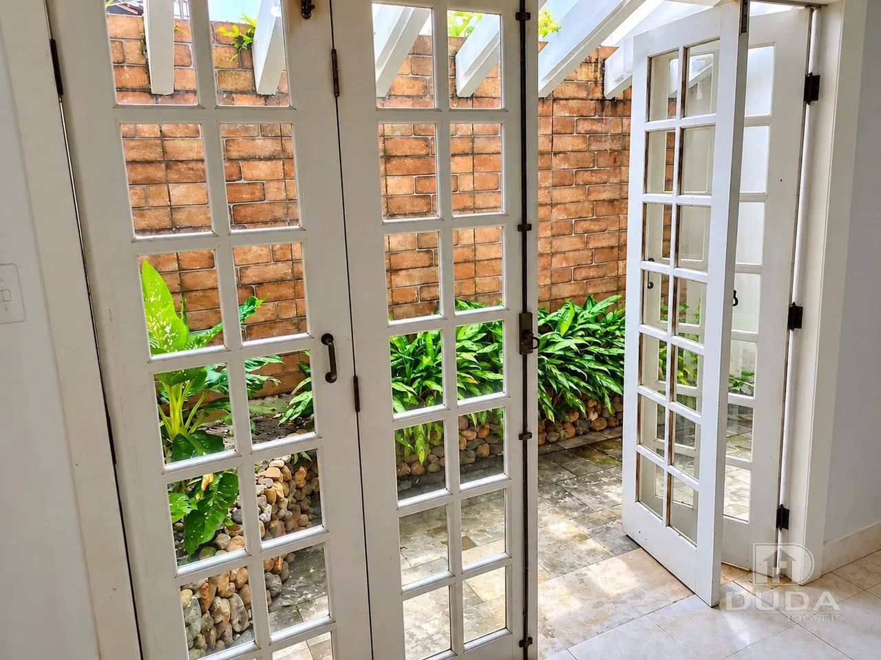 Casa Ampla com 3 Quartos Próxima à UFSC - Foto 5