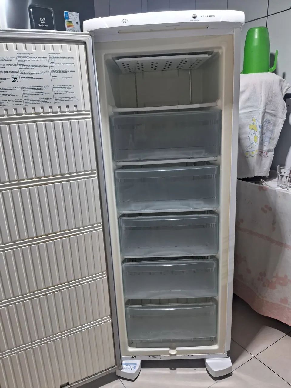 Freezer Vertical Electrolux  - Foto 5