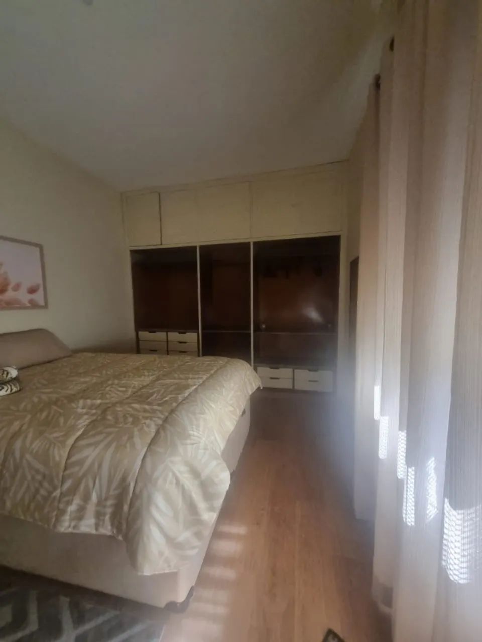 EXCELENTE QUARTO CAMA QUEEN NA VILA MADALENA
