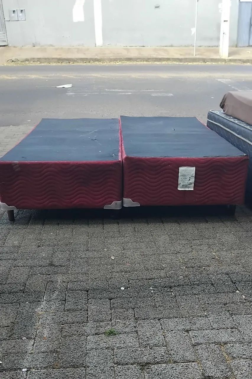 Base de cama box casal USADA ENTREGA dentro de Uberlândia MG  - Foto 5