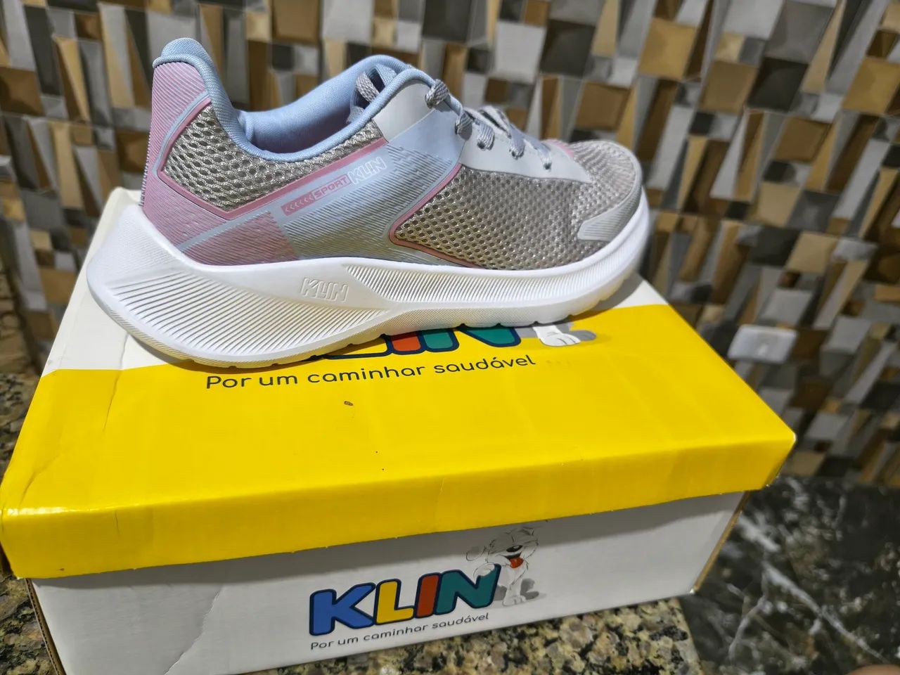Tênis Klin novo !!! Sem uso !!! Na caixa!!! - Foto 2