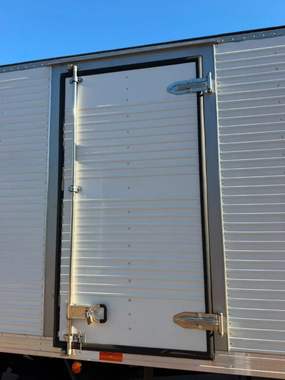 FORD CARGO 816 2013 - Foto 3