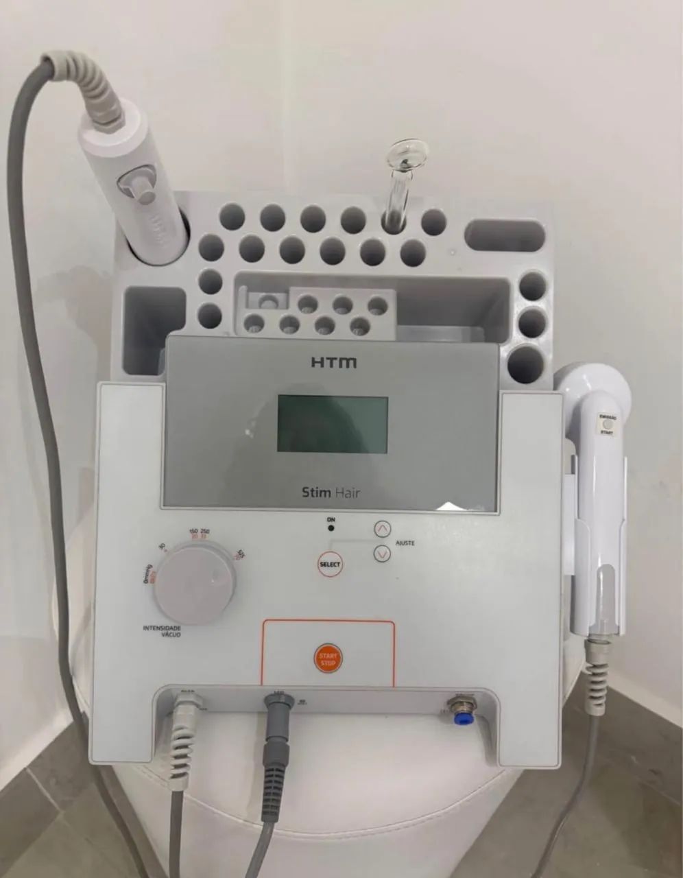     Equipamento Capilar HTM para Terapia Capilar - Excelente Estado