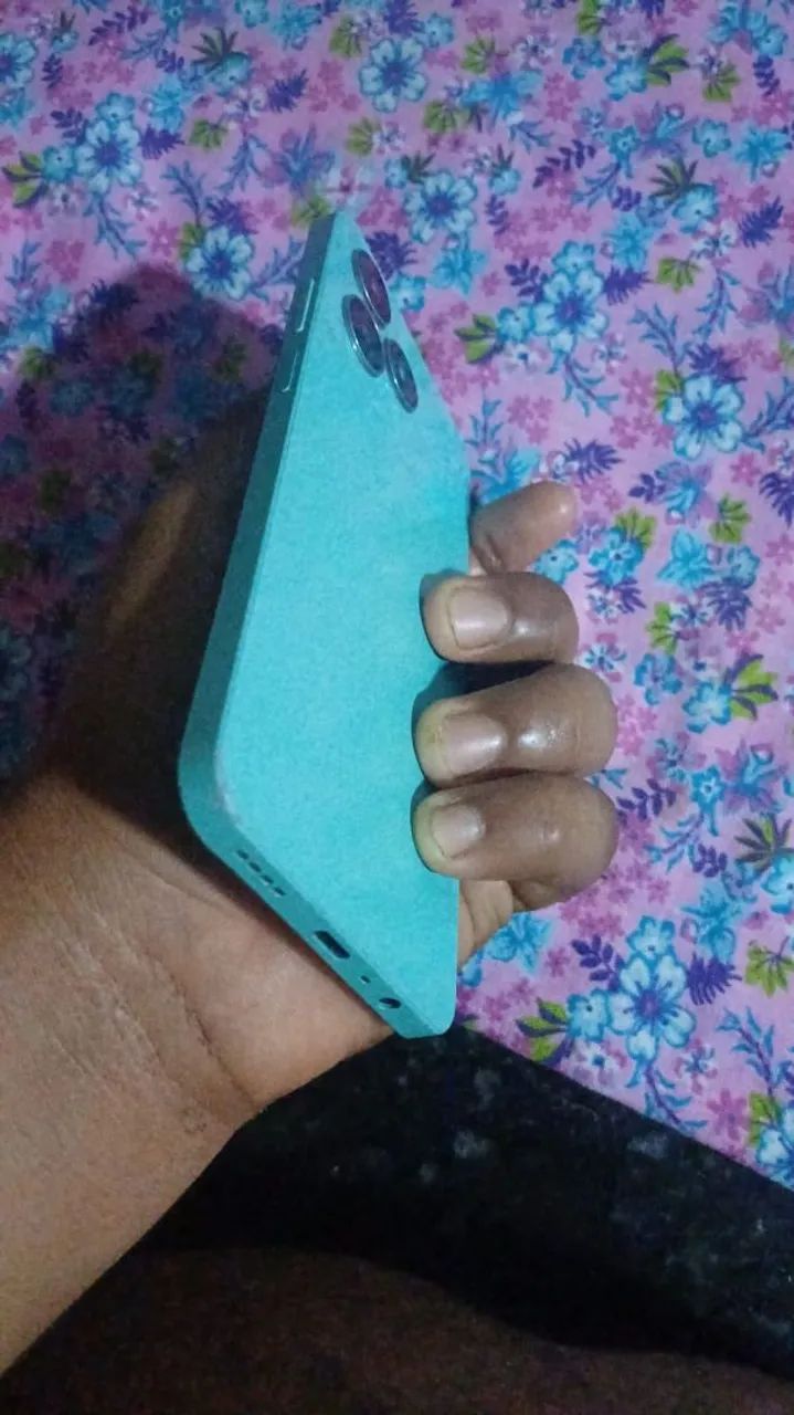 Realme c51 Semi Novo  - Foto 4