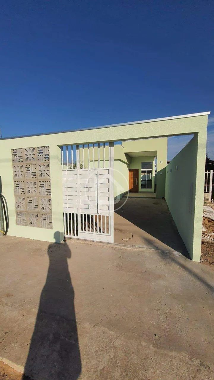 CASA TÉRREA 2 QUARTOS 1 SUÍTE