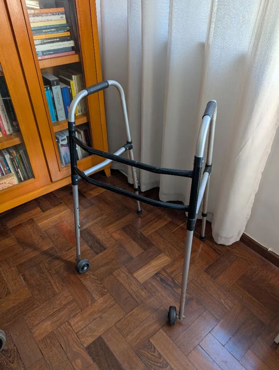 Andador para idosos - Foto 2